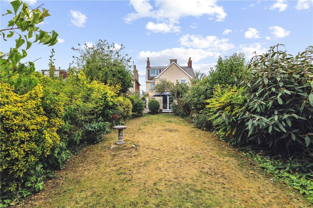 Property photo 1 of 21 Garden
