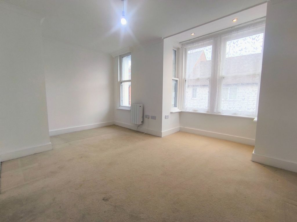 Property photo 3 of 3