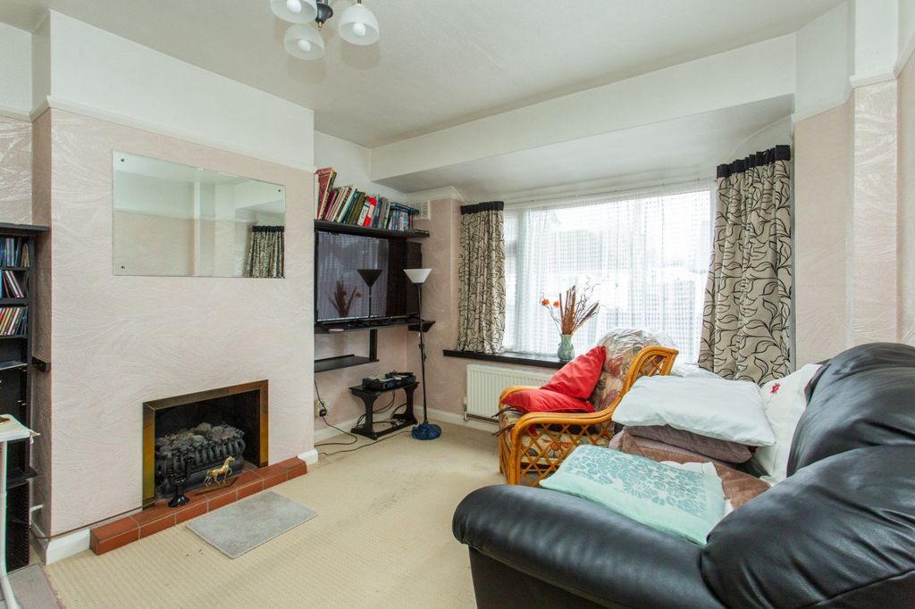 Property photo 2 of 10 Picture 2