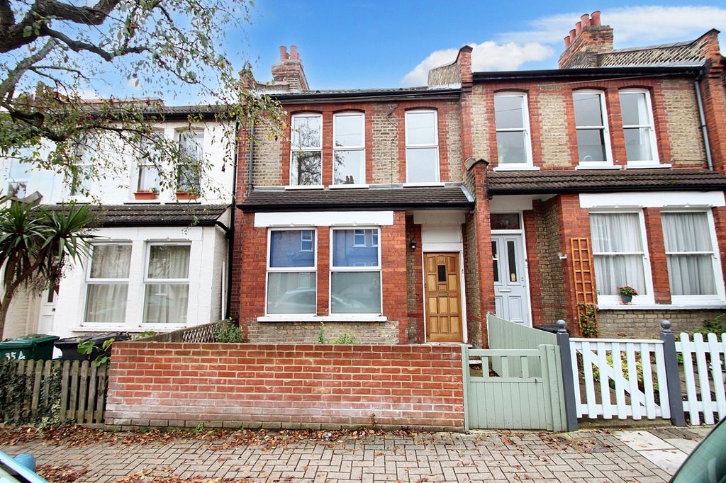 Property photo 1 of 6