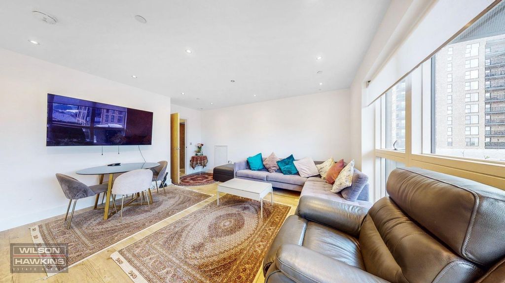 Property photo 1 of 13 65 Masters Court, Lyon Road - 0Vbqwbgwfz5Bbhlt0Kpe