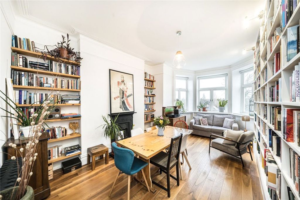 Property photo 1 of 6