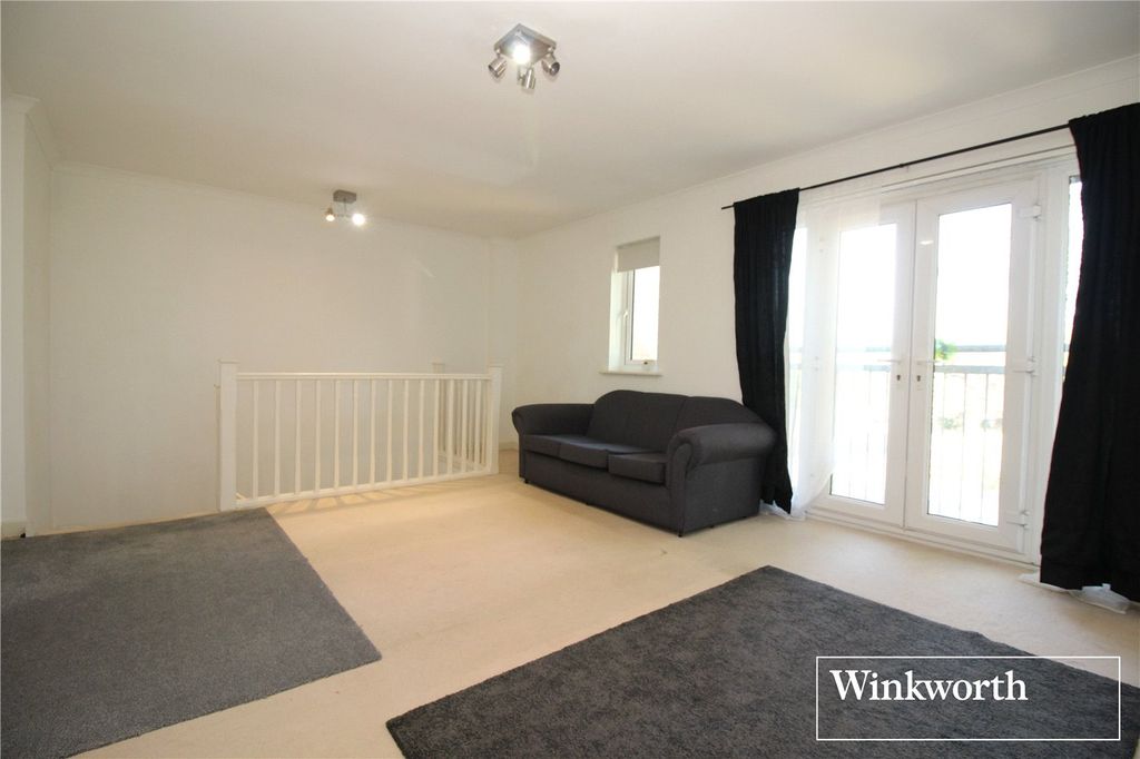 Property photo 2 of 12 Picture No. 10