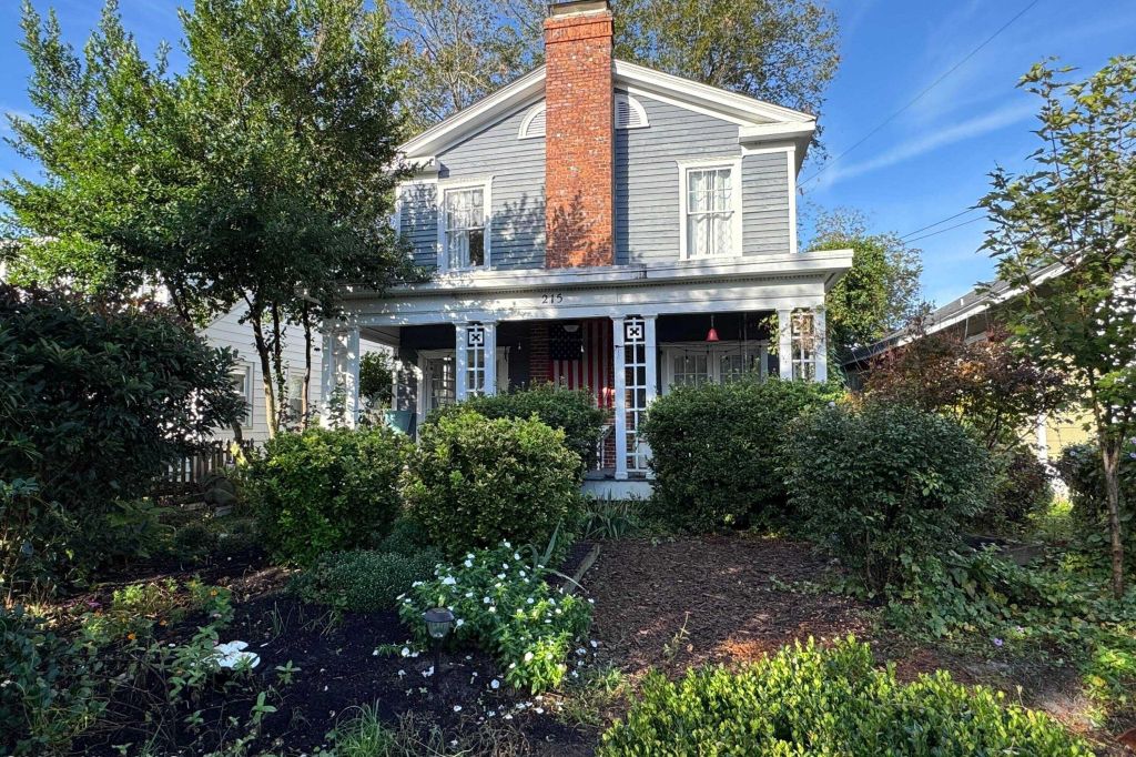 Property photo 1 of 1