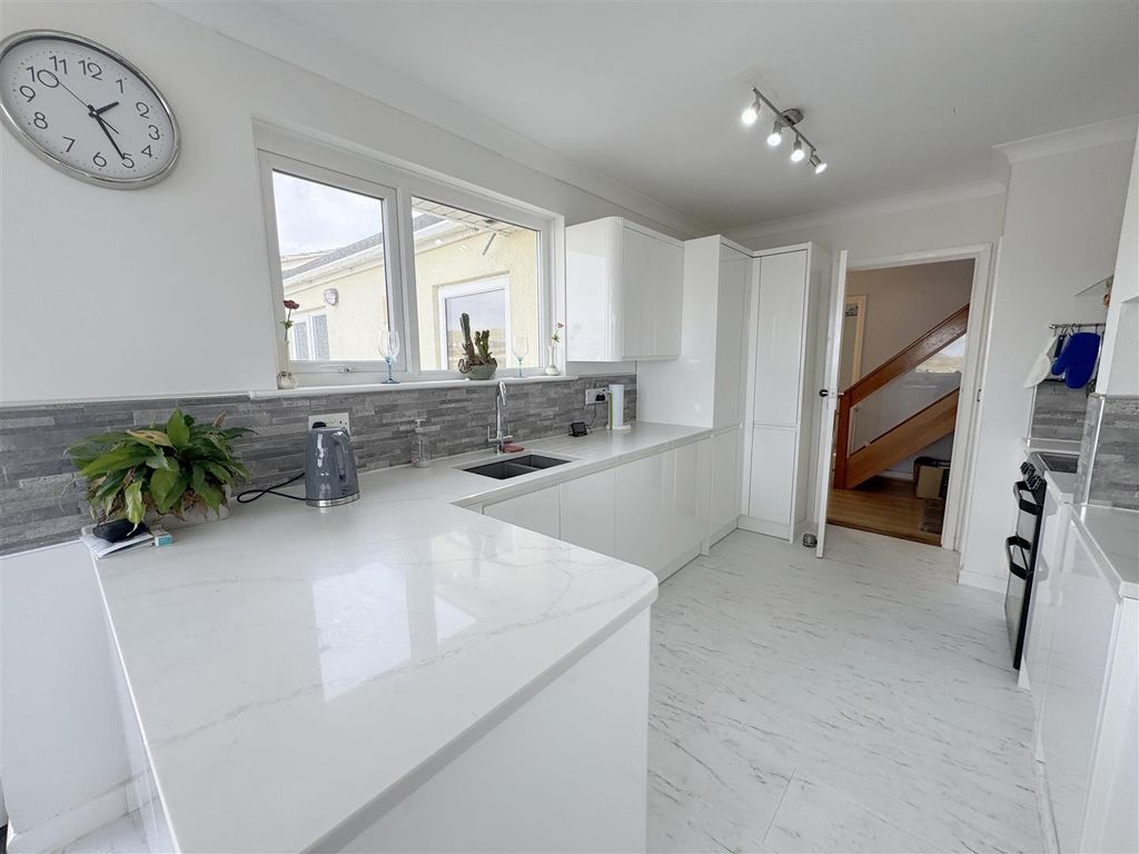 Additional image 9 of 4 bed detached bungalow for saleWheal Leisure, Perranporth, Cornwall TR6