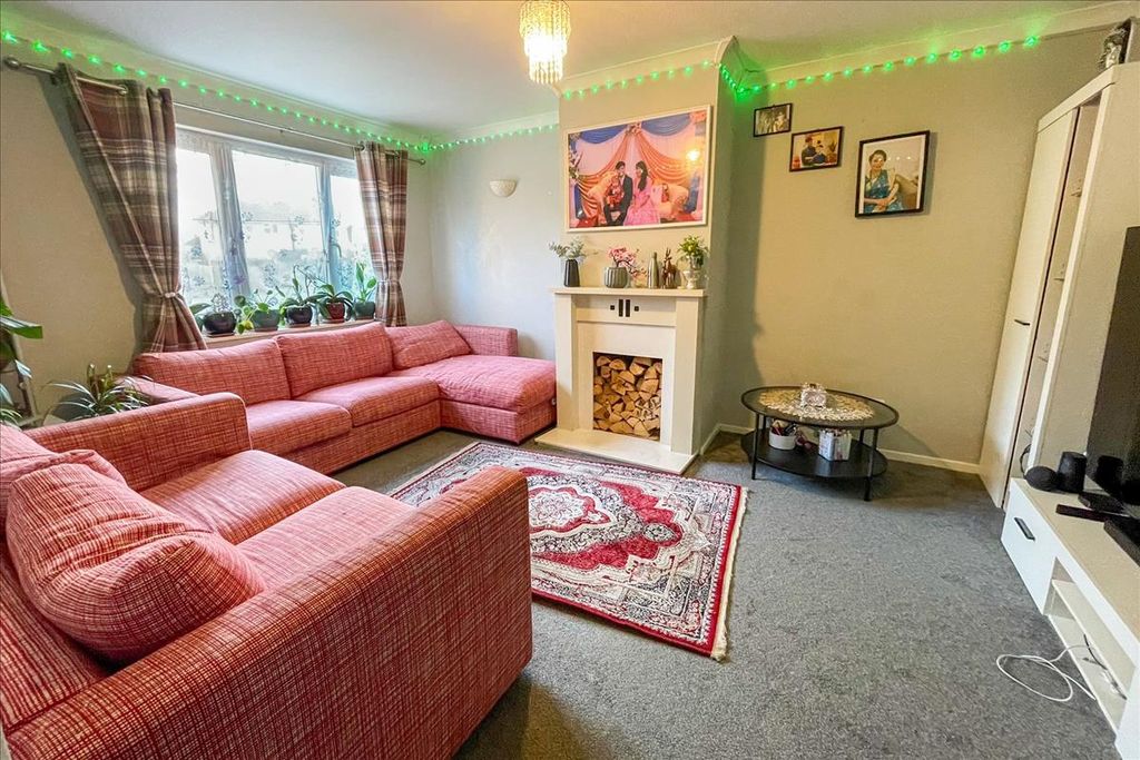 Property photo 3 of 15