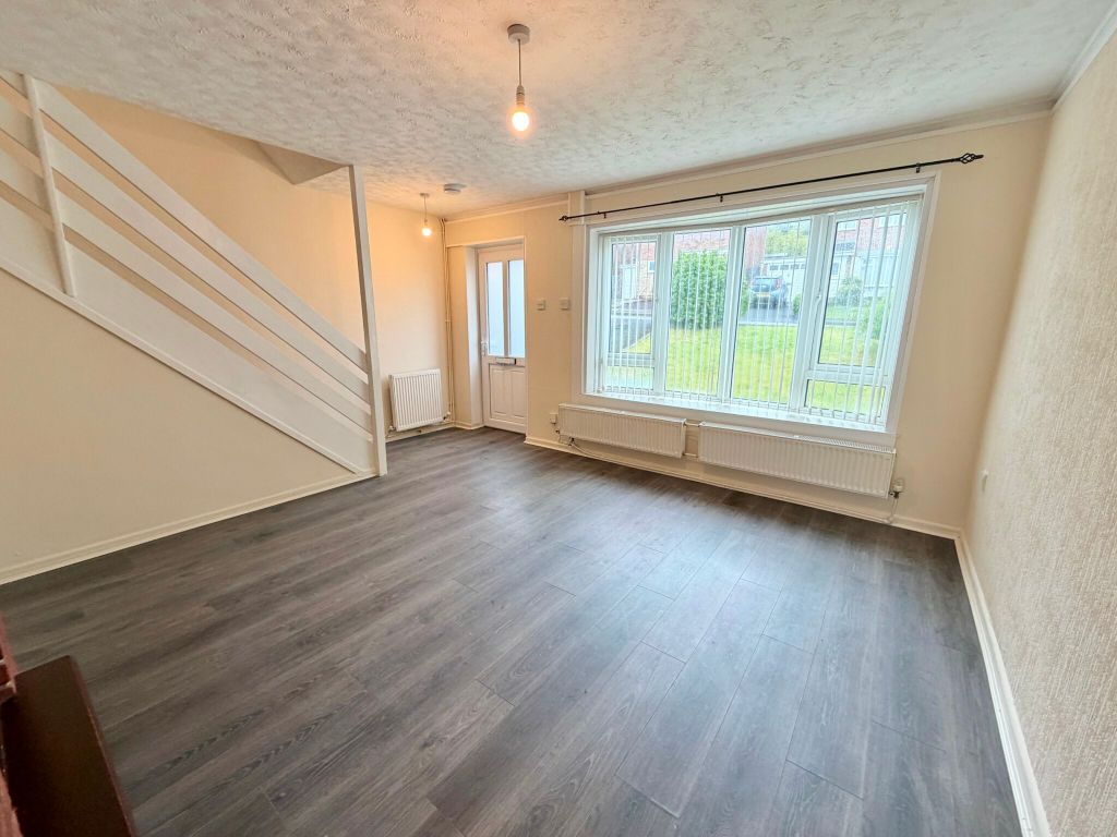 Property photo 2 of 26