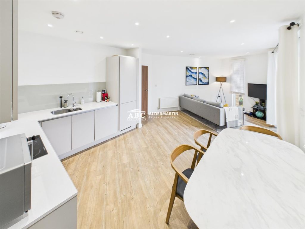 Property photo 1 of 14 Cam03215G0-Pr0094-Still002.Jpg