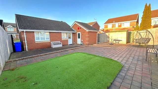 Property photo 3 of 13 Feature Photo