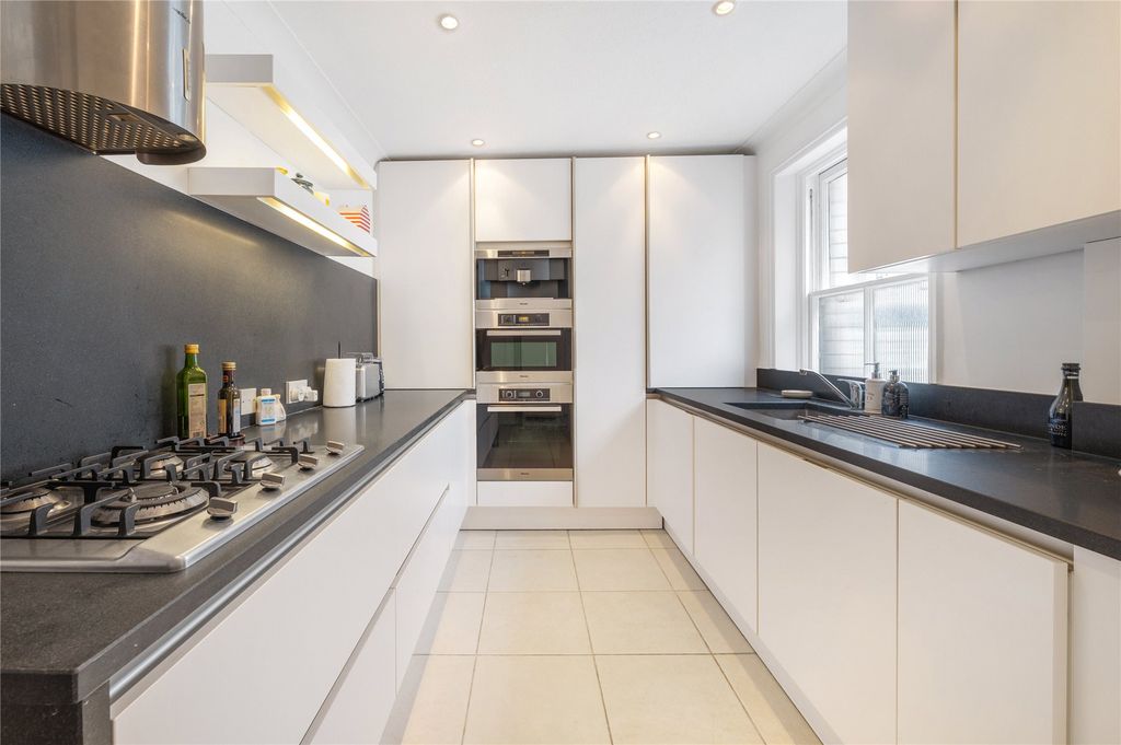 Property photo 2 of 13 Kitchen