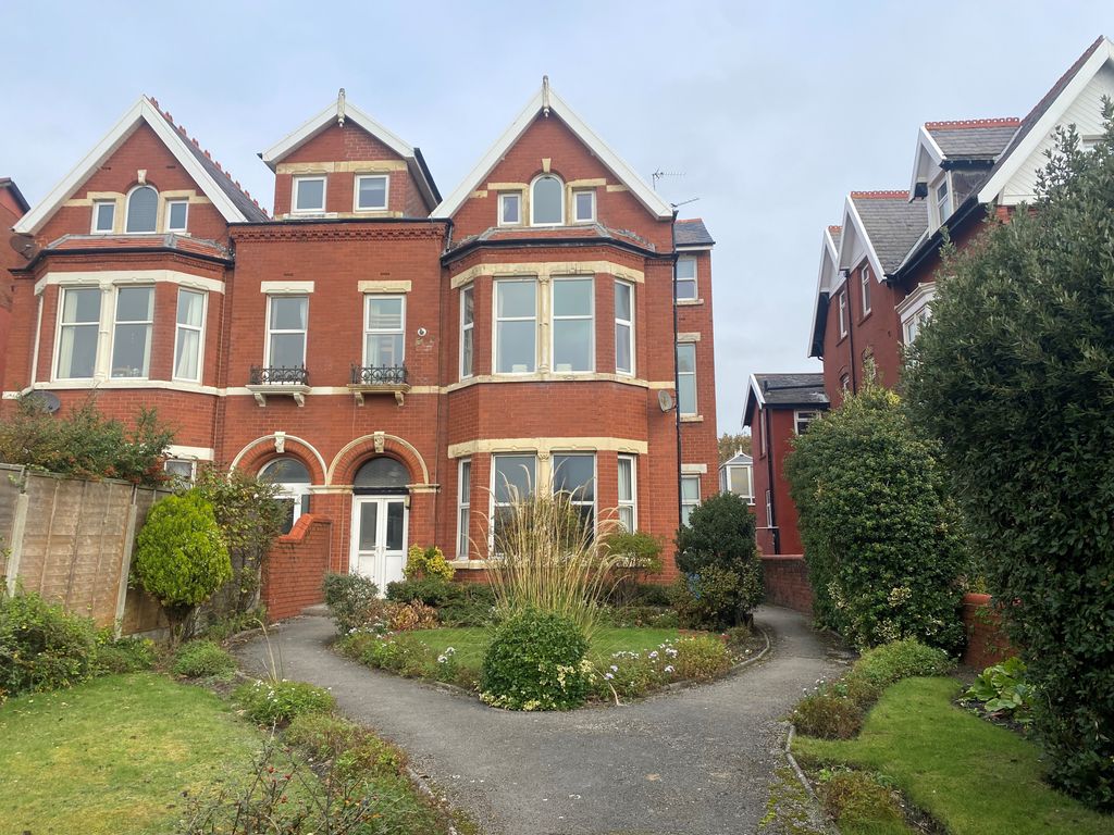 Property photo 1 of 6