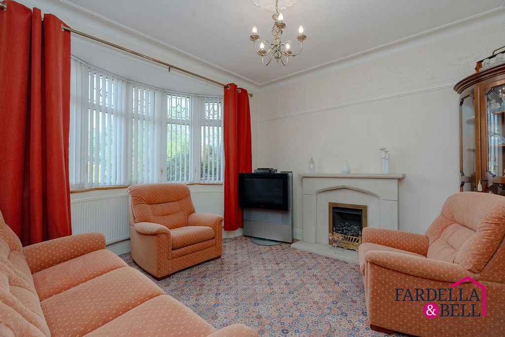 Property photo 3 of 22