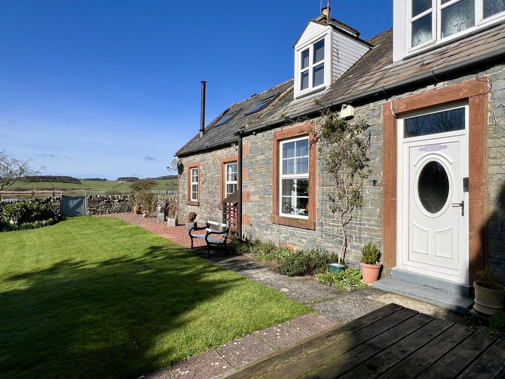 Property photo 3 of 69
