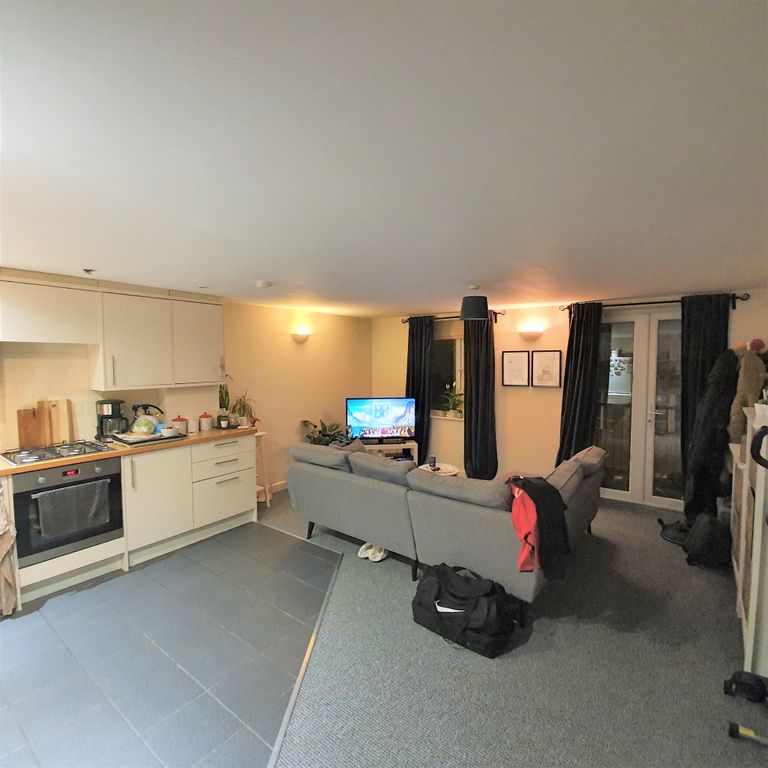 Property photo 3 of 4