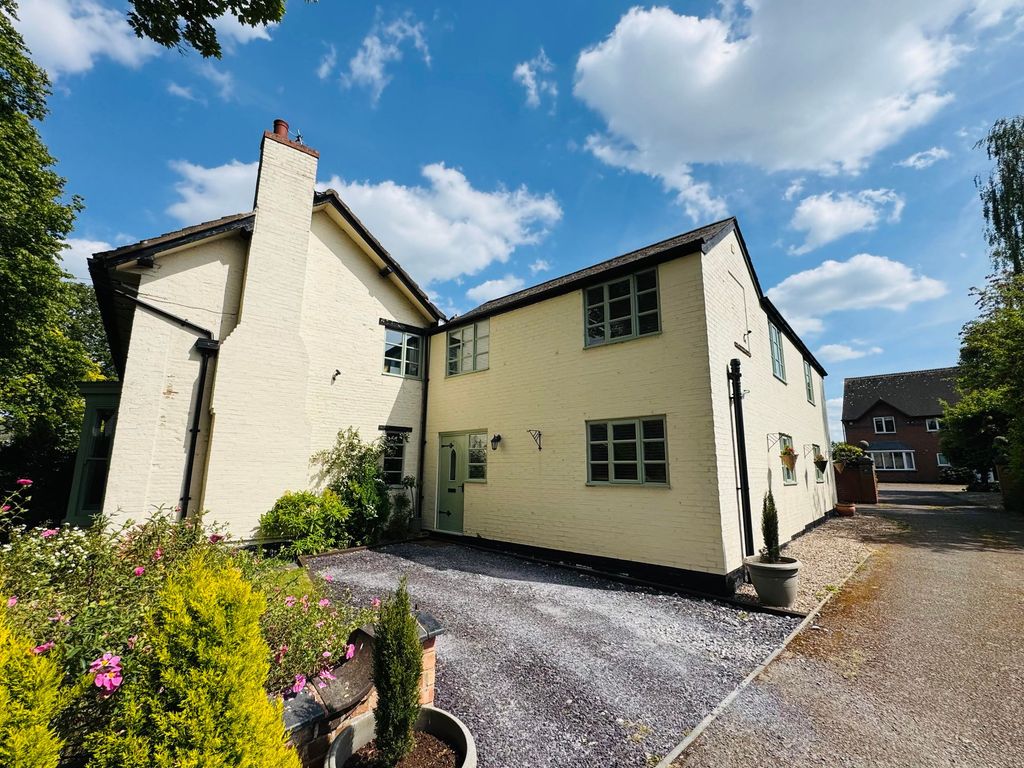 Property photo 1 of 33