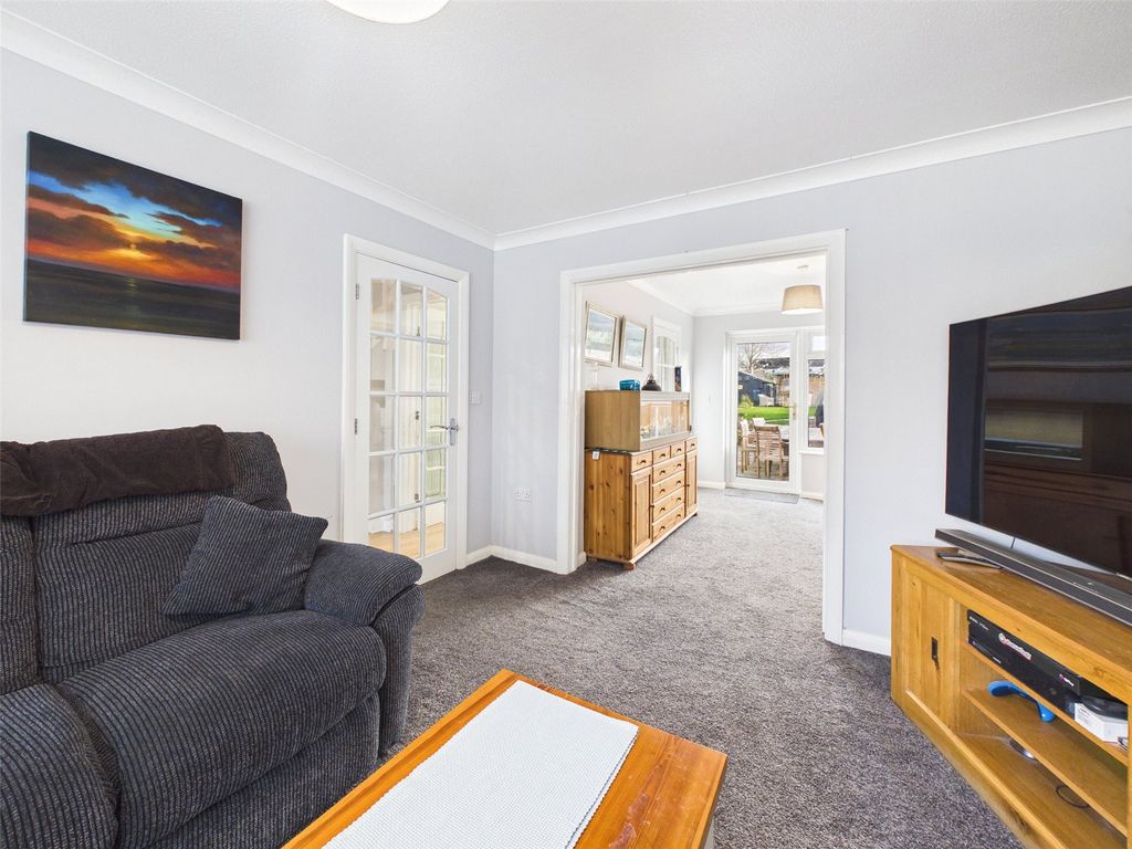 Property photo 3 of 15 Picture No. 05