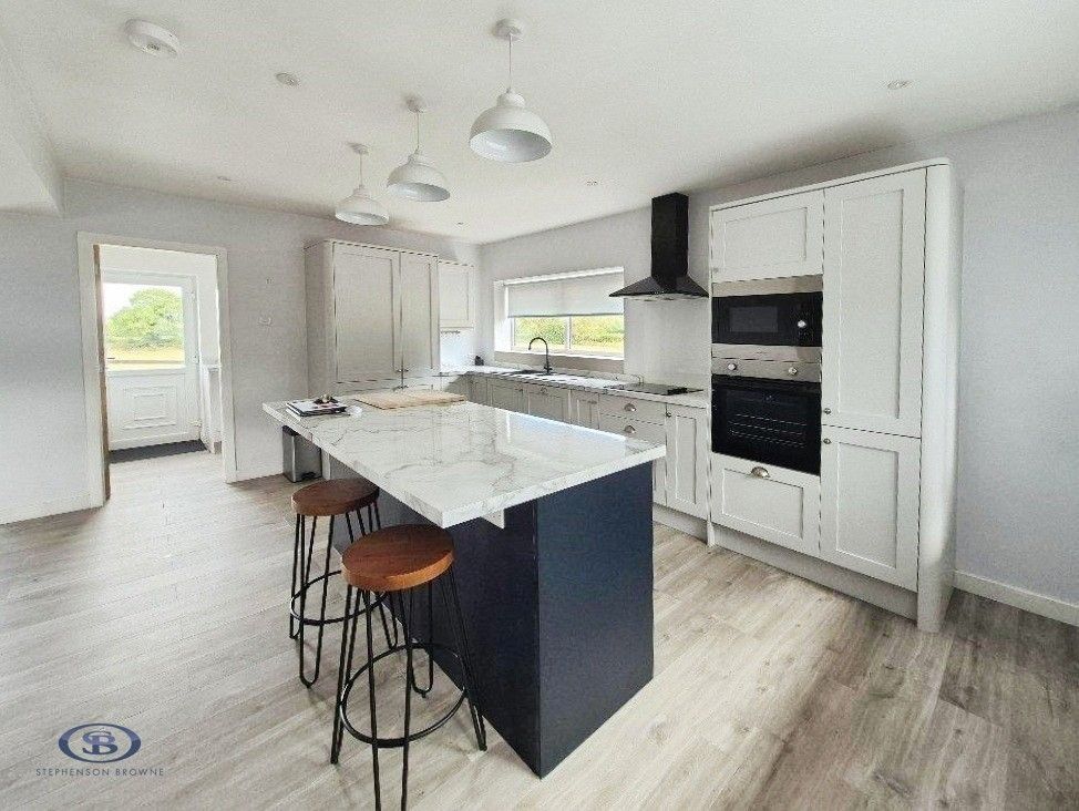 Property photo 2 of 14 Pbox-Img.Jpg