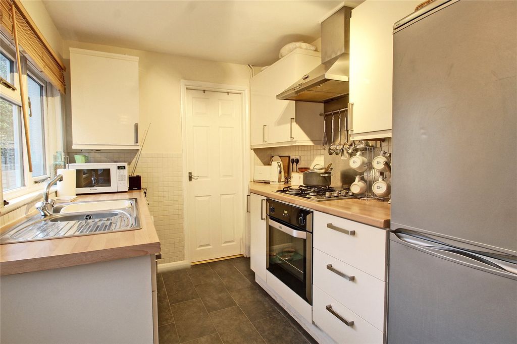Property photo 3 of 13 Picture No. 32