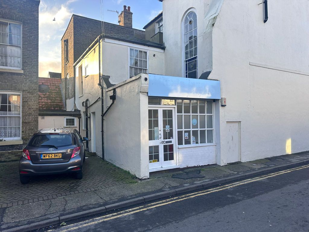 Property photo 1 of 5