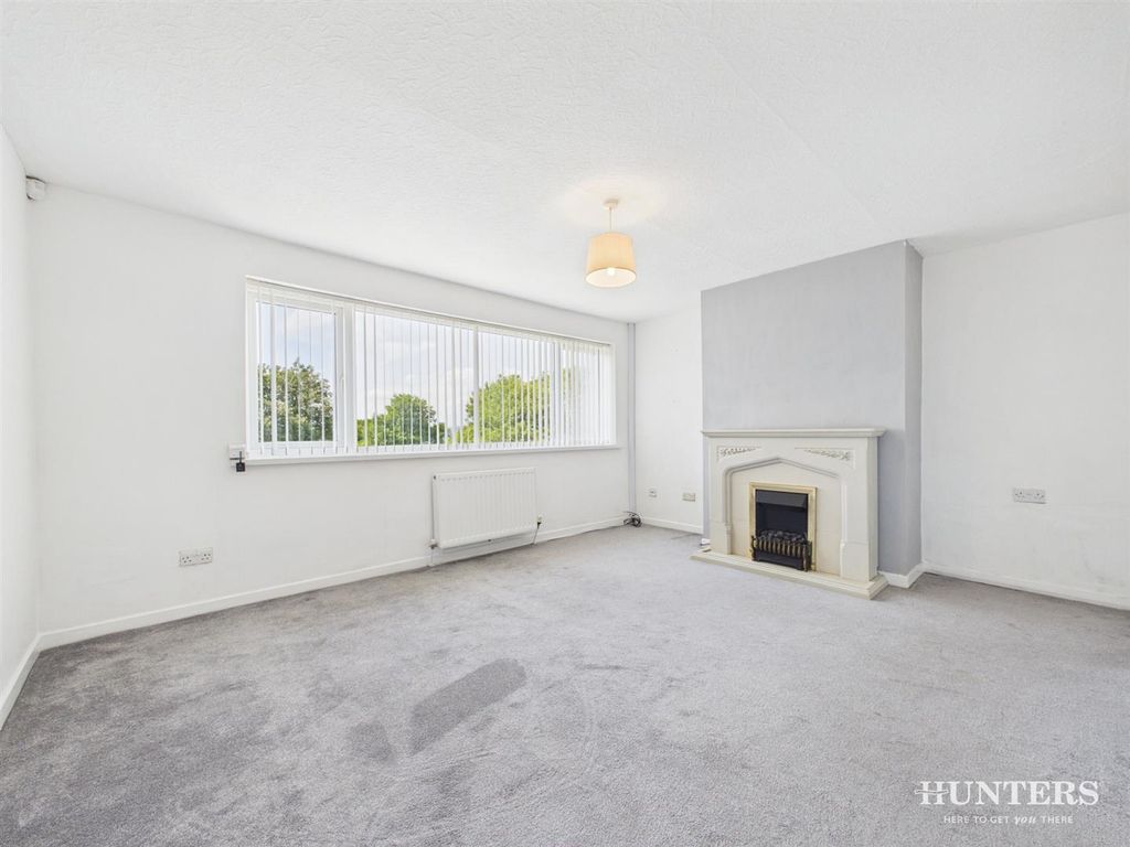 Property photo 2 of 12 Bbbb14E14F56423A832Defb7E7Fe4360_100_Cam05287G0-Pr