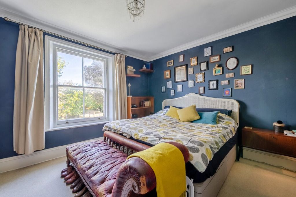 Property photo 2 of 20 Picture No. 70