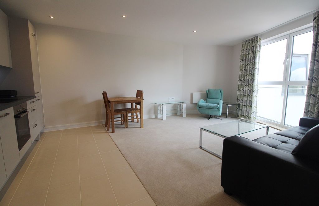 Property photo 3 of 7 Living Area