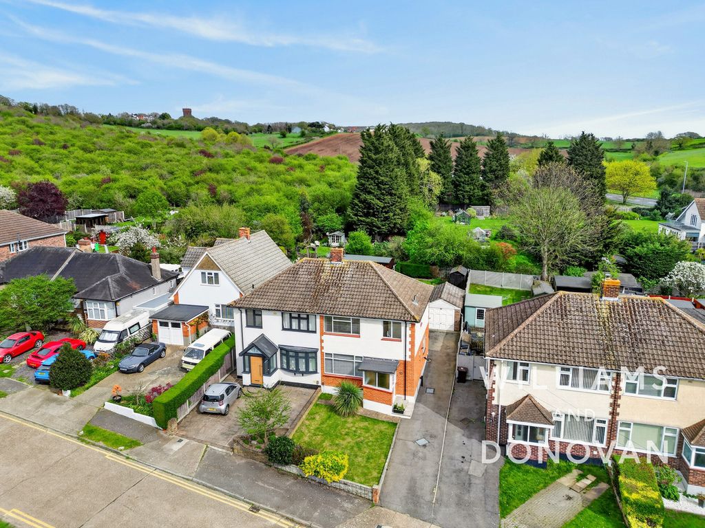 Property photo 1 of 26