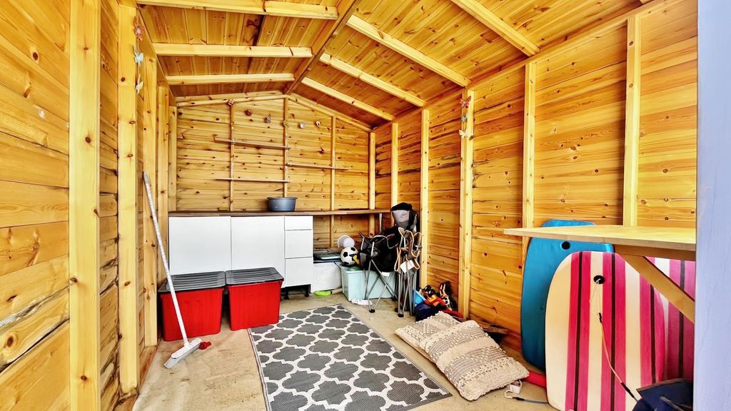 Property photo 3 of 12 Beach Hut:-
