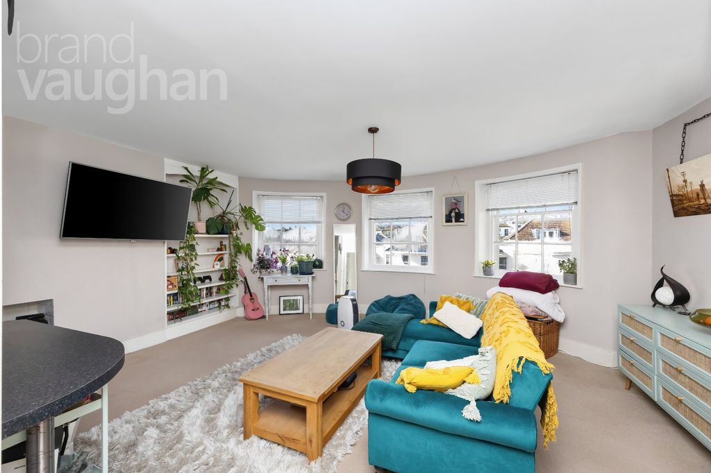 Property photo 2 of 13 Picture No. 08