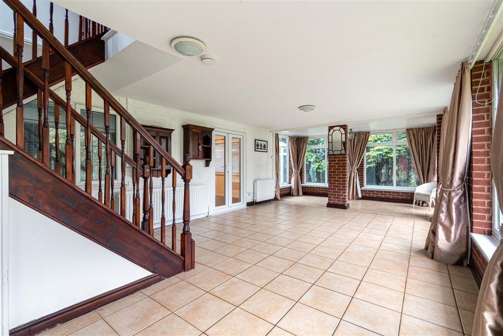 Property photo 2 of 39 Wil_7366-Hdr.Jpg