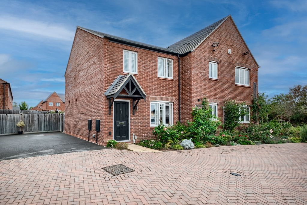 Property photo 1 of 14 Xh2A2502-Hdr(3)-Edit