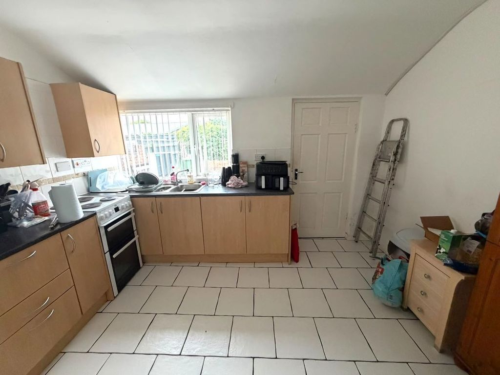 Property photo 3 of 10 Image 3