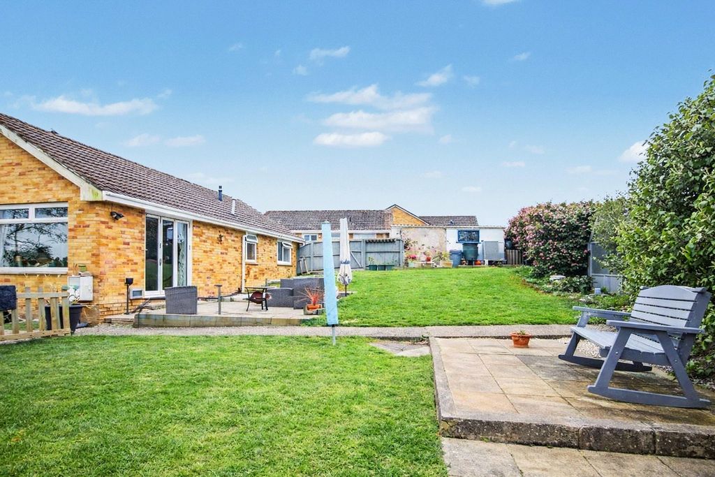 Property photo 3 of 21 3 - Picture No. 24