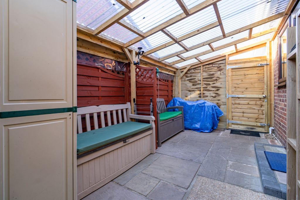 Property photo 2 of 24 4021714