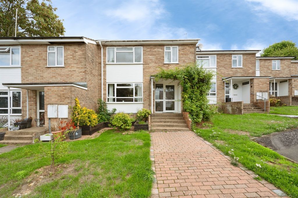 Property photo 1 of 17