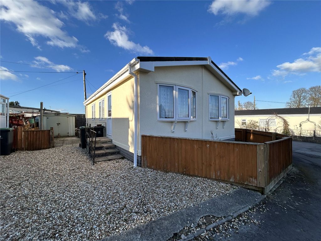 Property photo 1 of 10 Picture No. 02
