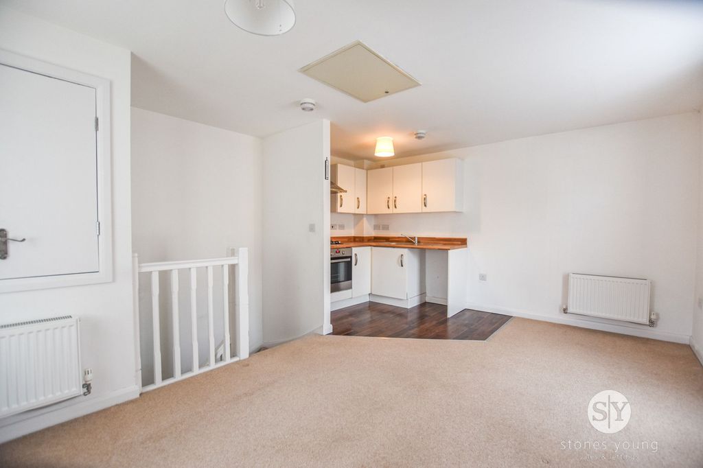 Property photo 3 of 5