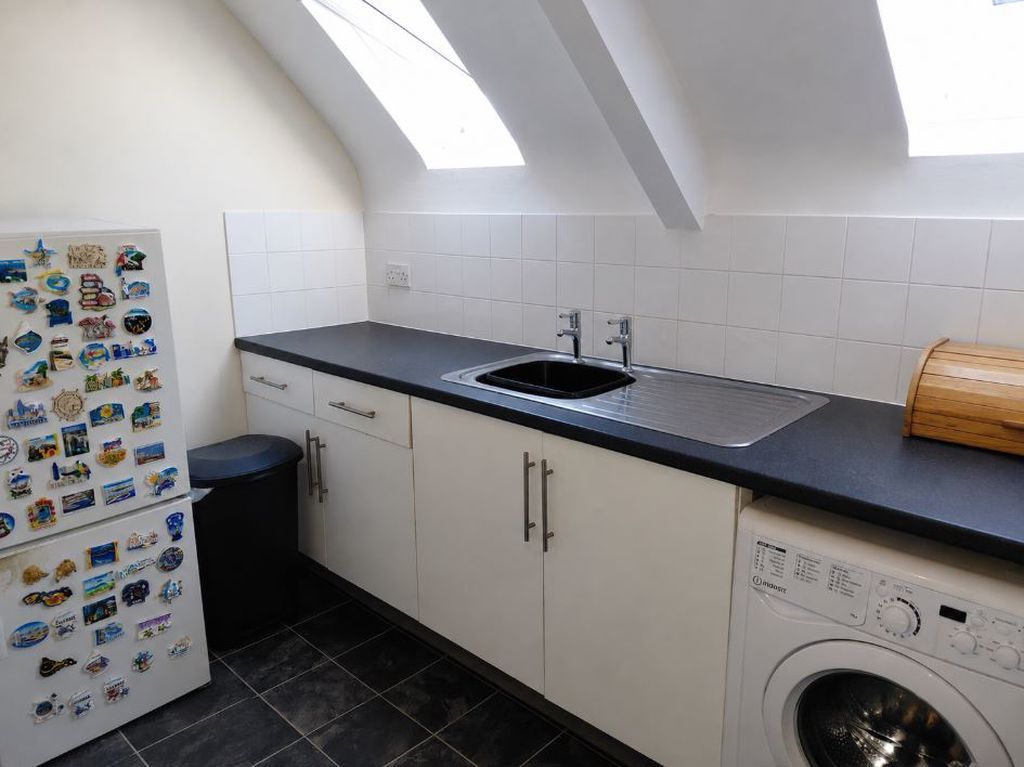 Additional image 9 of 5 bed maisonette for saleGwern Avenue, Caerphilly CF83