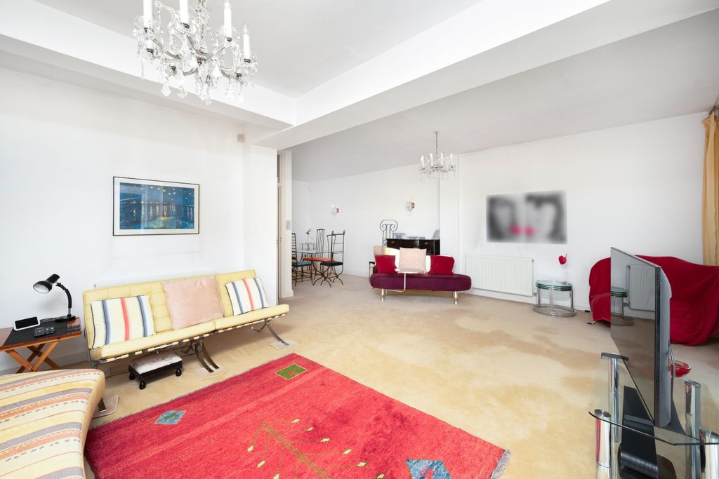 Property photo 2 of 15 4960015
