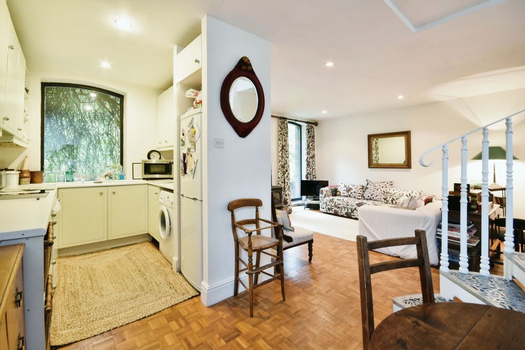 Property photo 2 of 9 Living Dining Room