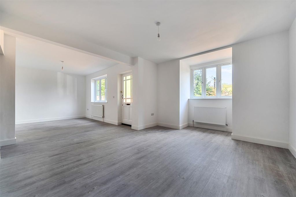 Property photo 2 of 24 1374791-4-691dc408255Eb.Jpg