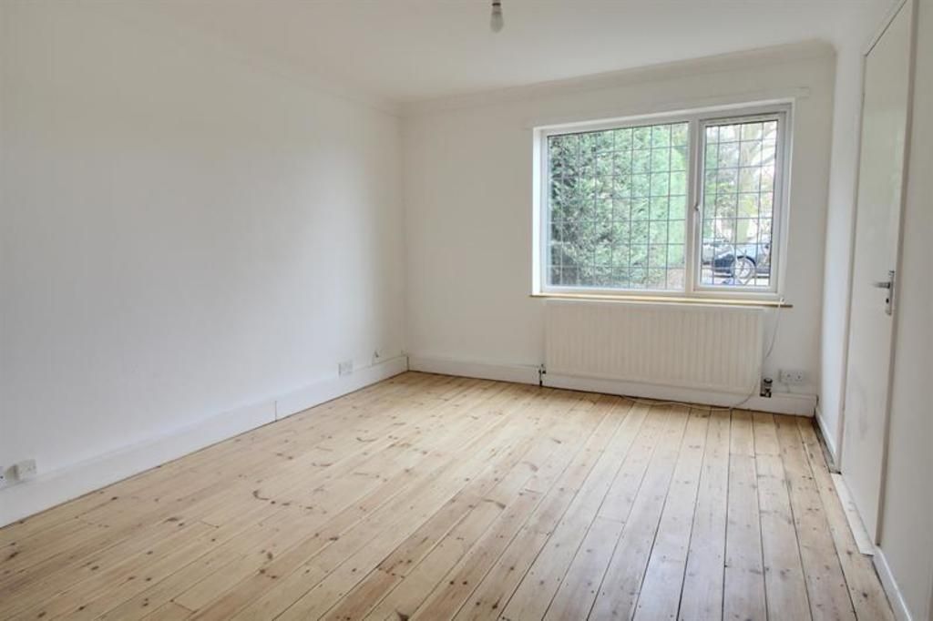 Property photo 3 of 15 Photo