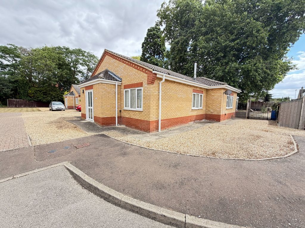 Property photo 1 of 23