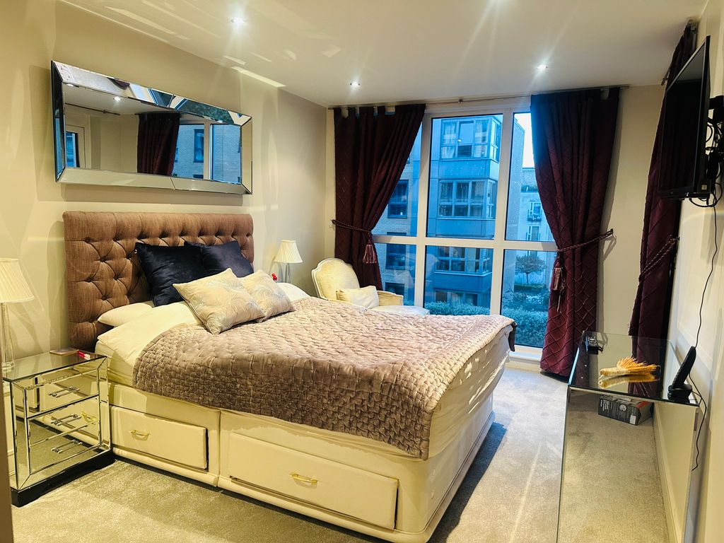 Property photo 3 of 23