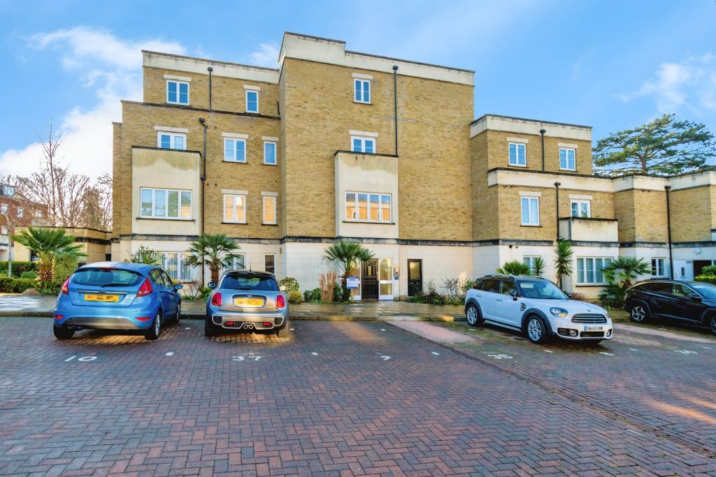 Property photo 1 of 22