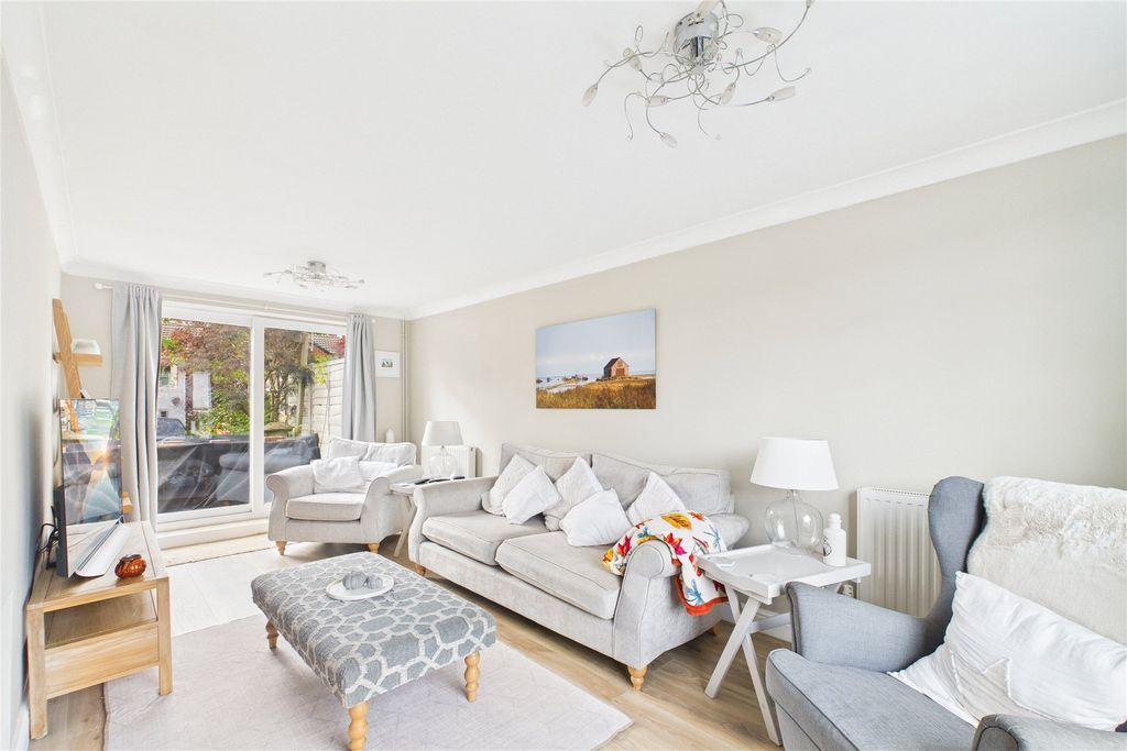 Property photo 2 of 11 Picture No. 10