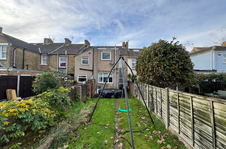 Property photo 3 of 5