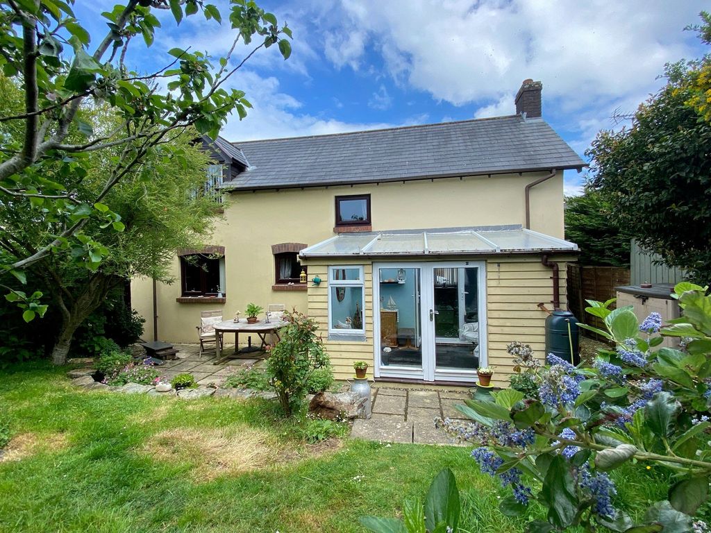 Property photo 2 of 13 Picture No. 16