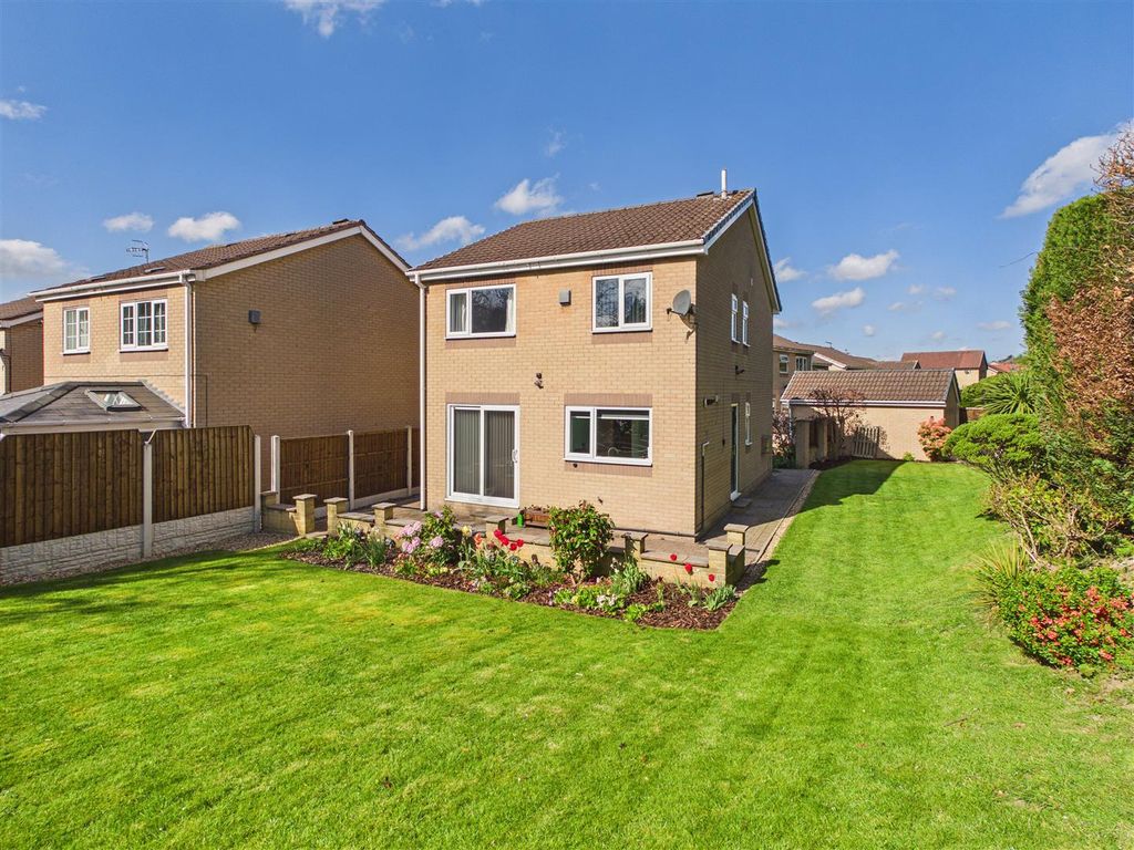 Property photo 2 of 27 Cam05476G0-Pr0186-Still005.Jpg