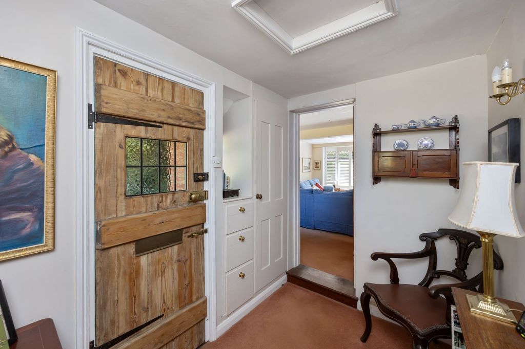Property photo 2 of 29